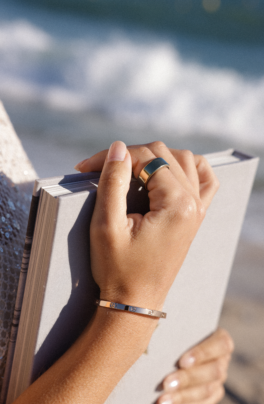 Be the First to Experience
AIVELA Ring Pro